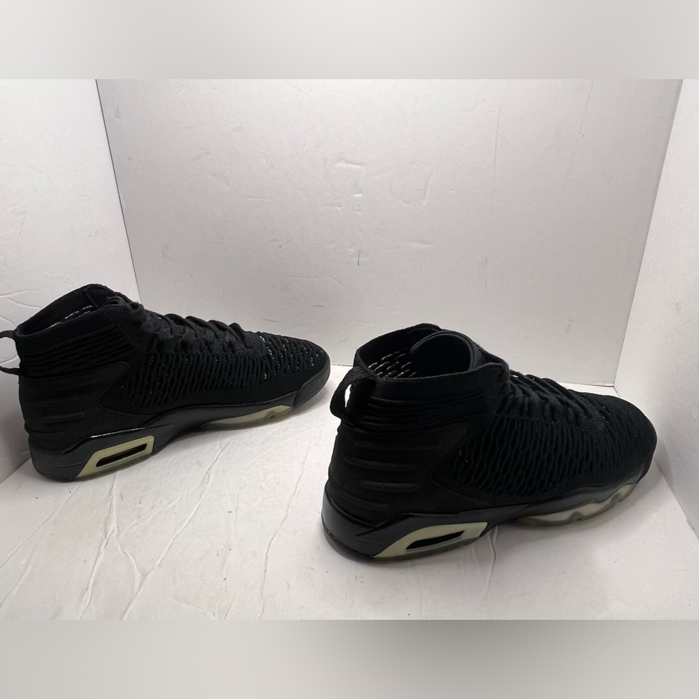 Nike Air Jordans Elevation 23 Black Size 6.5y A01538-010